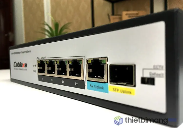 Switch FMC-4PGE1GE1GF Switch FMC-4PGE1GE1GF