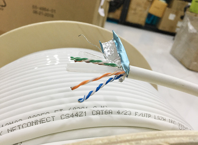 Dây cáp mạng COMMSCOPE Cat6 FTP