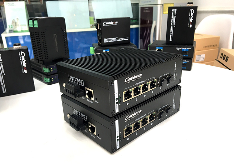 Switch công nghiệp POE 1Gb 4 cổng Ethernet, 2 cổng SFP IES7510-4PGE2GF-CA