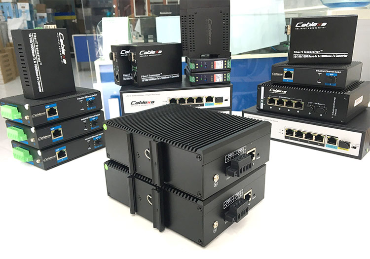 Switch công nghiệp POE 1Gb 4 cổng Ethernet, 2 cổng SFP IES7510-4PGE2GF-CA