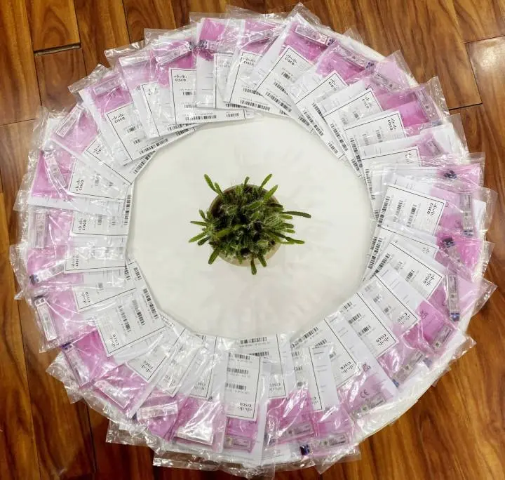 Cisco SFP GLC-LH-SMD 1000BASE-LX/LH SFP transceiver module, MMF/SMF, 1310nm