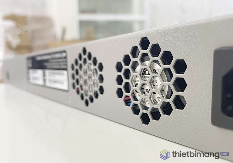 Switch Cisco SG350-28P-K9-EU chính hãng Switch Cisco SG350-28P-K9-EU chính hãng