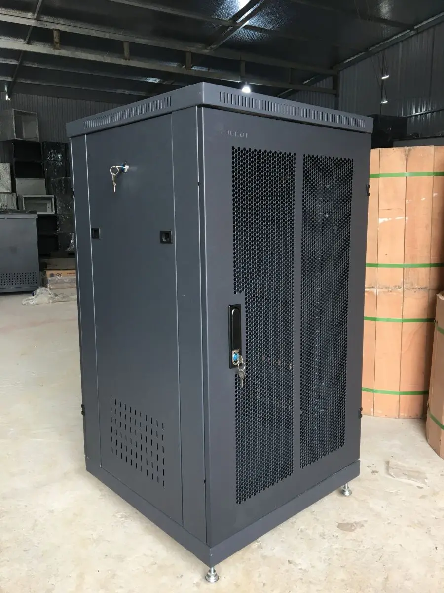 Tủ rack 20U D600 kích thước 1120 x 600 x 600(mm), tôn dày 1,5mm Tủ rack 20U D600 kích thước 1120 x 600 x 600(mm), tôn dày 1,5mm