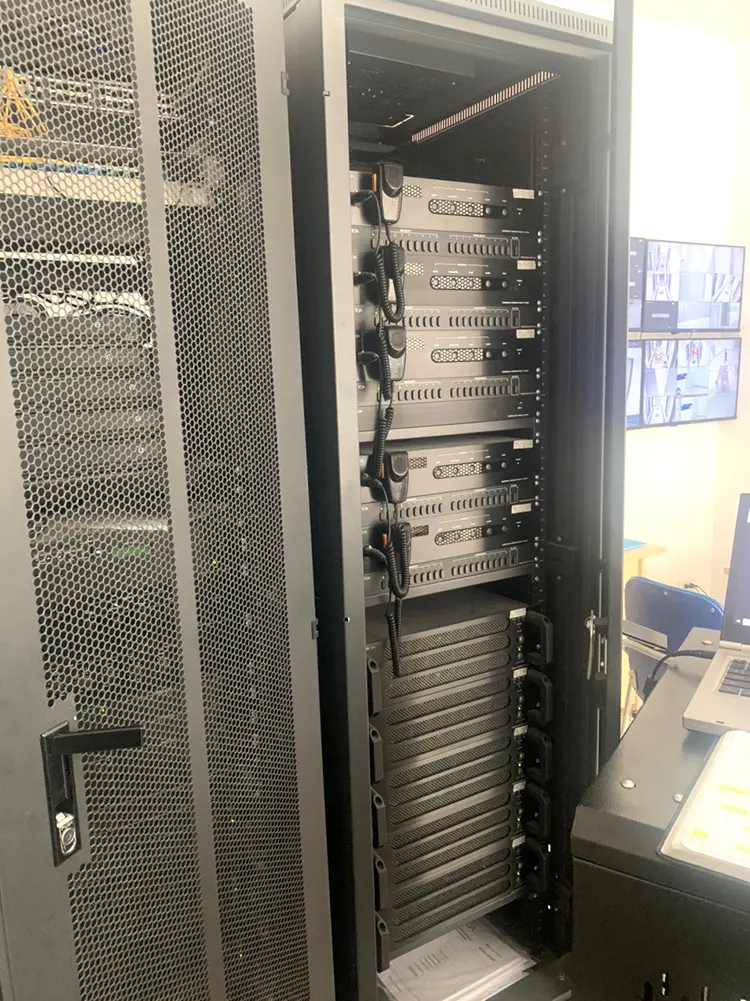 Tủ rack 42u sâu D1000