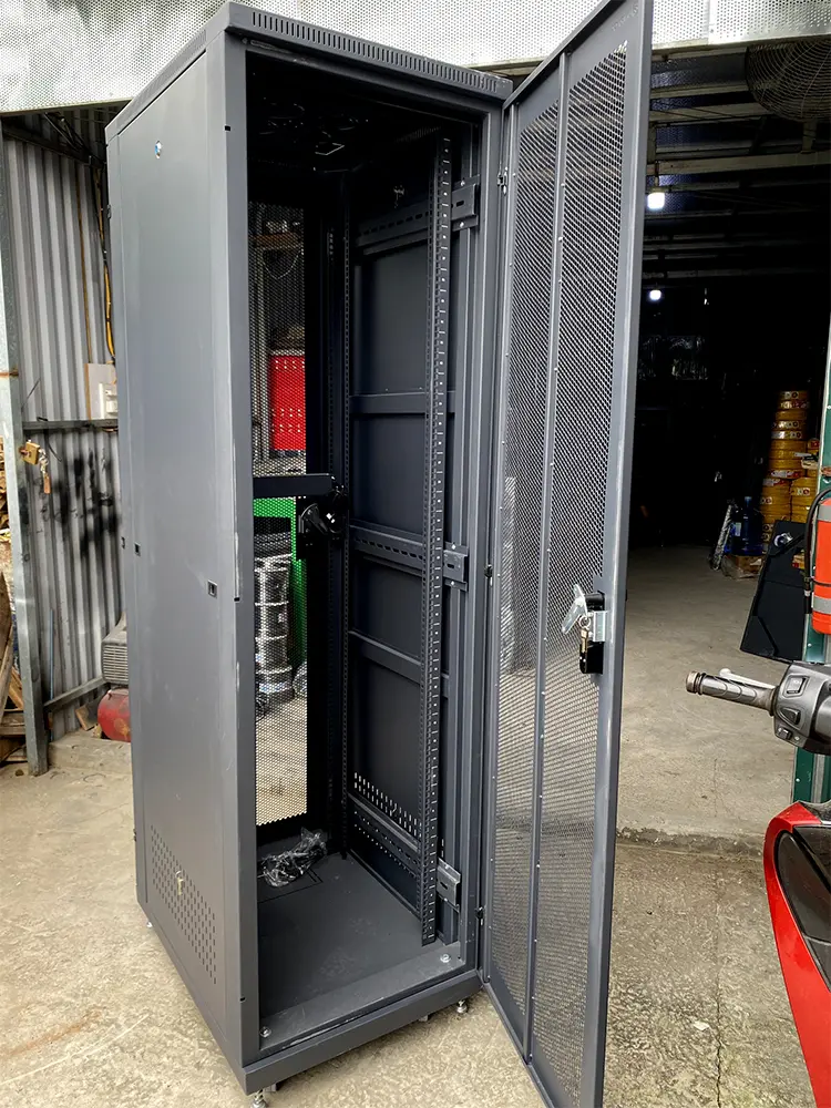 Tủ rack 42u sâu D600, tủ rack Server chuyên dụng