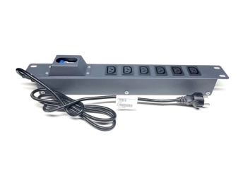 Thanh nguồn PDU 6 ổ C13 MCB20A, UNR-P6M20/1U-C13