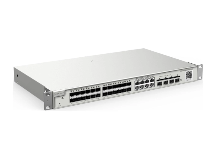 RG-NBS3200-24SFP/8GT4XS nhìn chéo từ bên trái