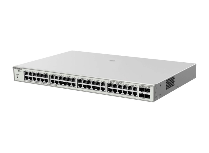 Switch Reyee RG-NBS3200-48GT4XS-P-V2 nhìn chéo phía trước
